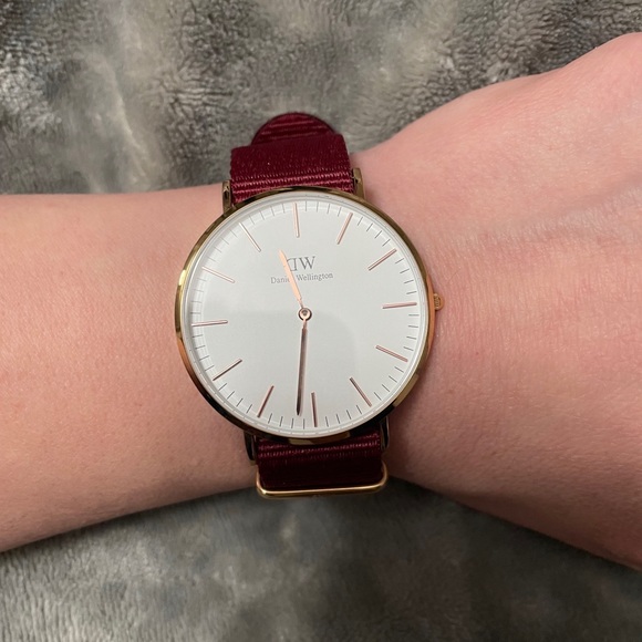 DANIEL WELLINGTON WATCH - Picture 3 of 5